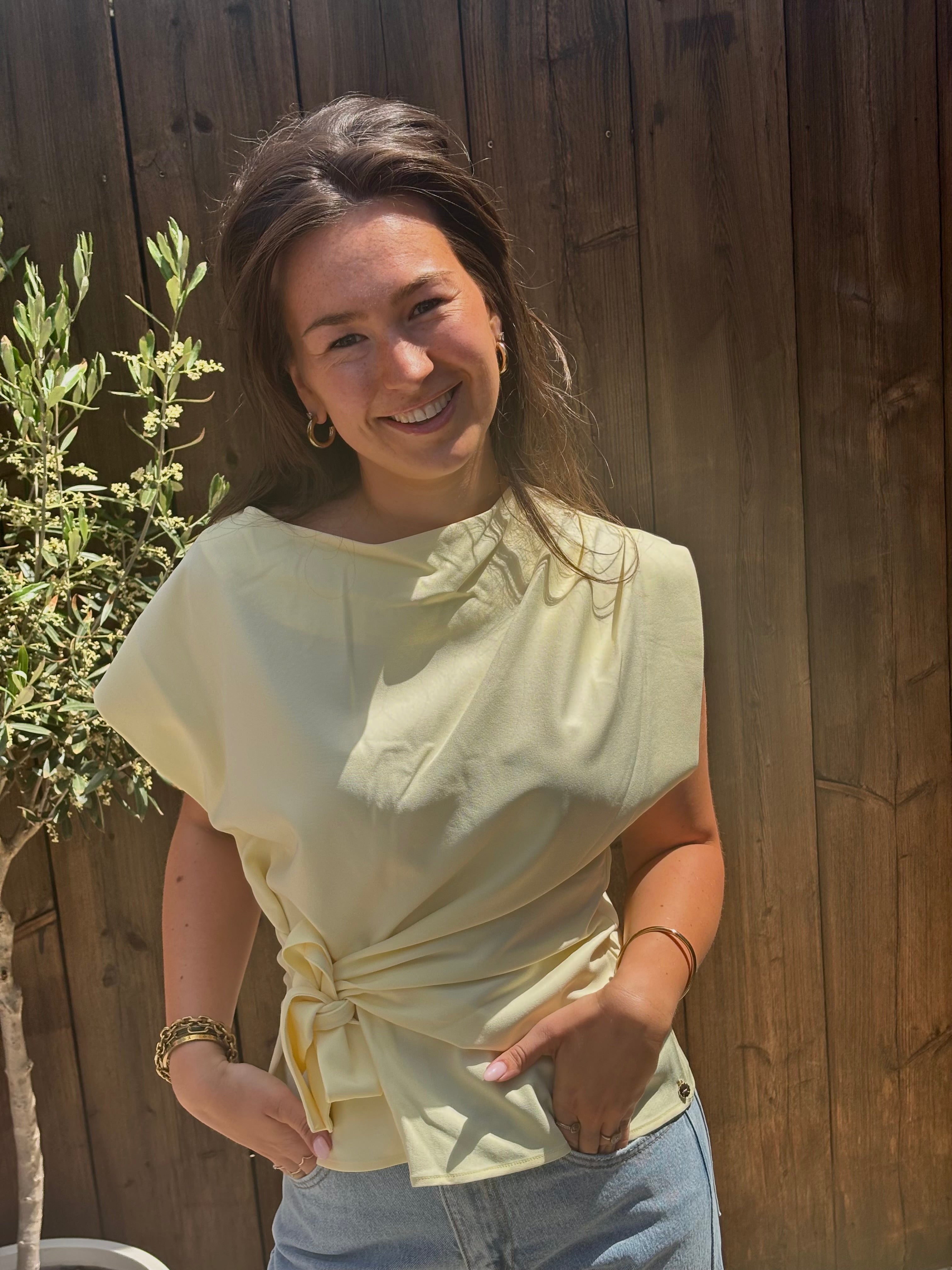 Estelle top Butter Yellow
